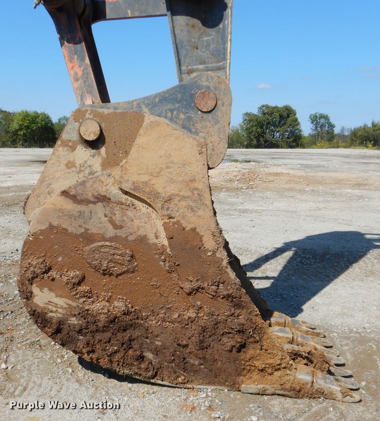 image for item DI0441 2014 John Deere 350G LC  excavator