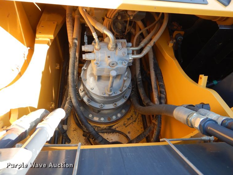 image for item DI0441 2014 John Deere 350G LC  excavator