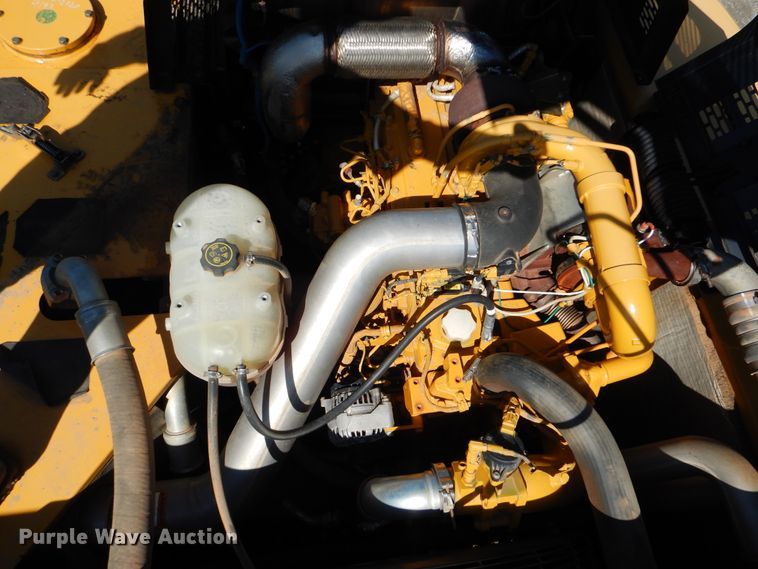 image for item DI0441 2014 John Deere 350G LC  excavator