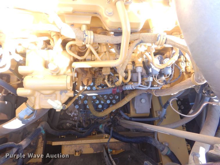 image for item DI0441 2014 John Deere 350G LC  excavator