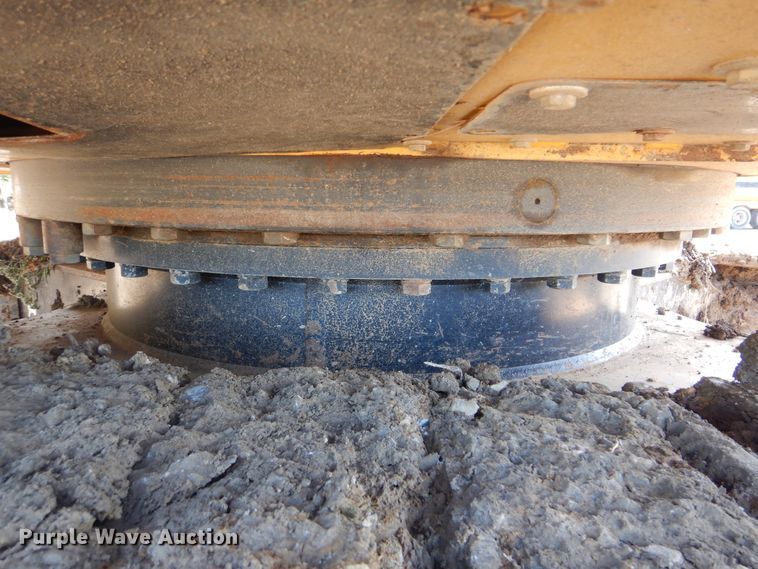 image for item DI0441 2014 John Deere 350G LC  excavator