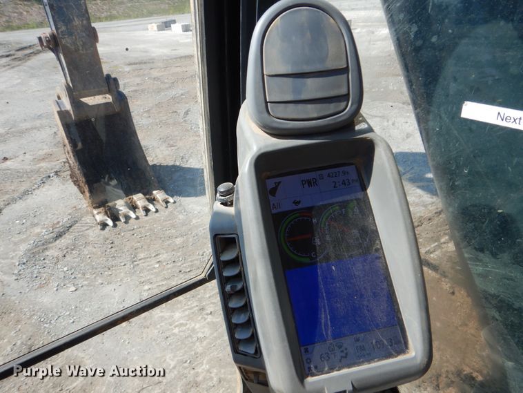 image for item DI0441 2014 John Deere 350G LC  excavator