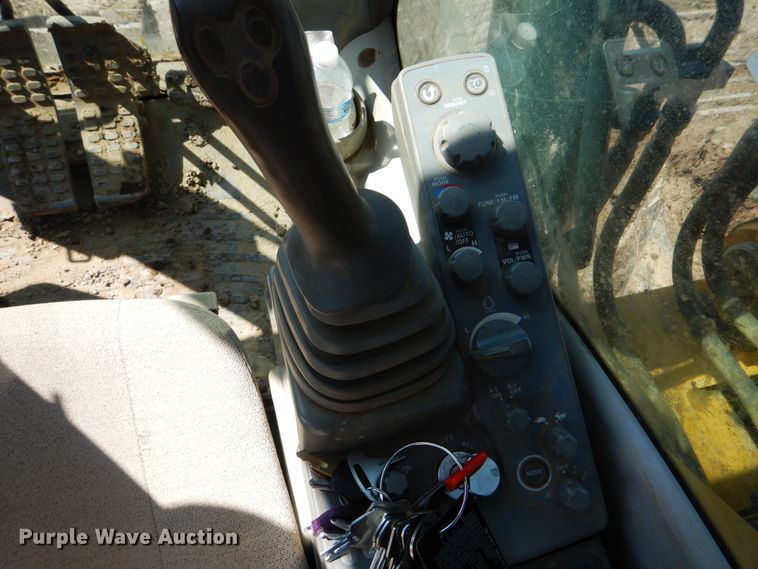 image for item DI0441 2014 John Deere 350G LC  excavator