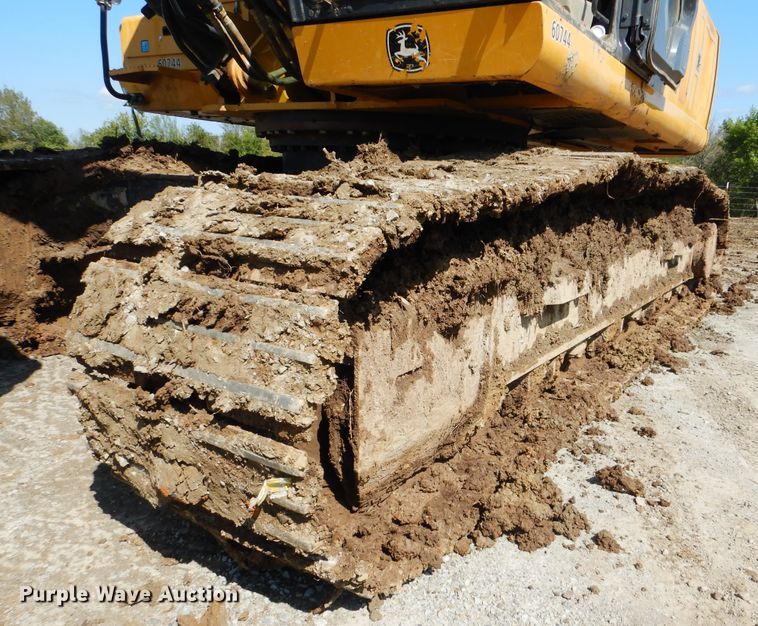 image for item DI0441 2014 John Deere 350G LC  excavator