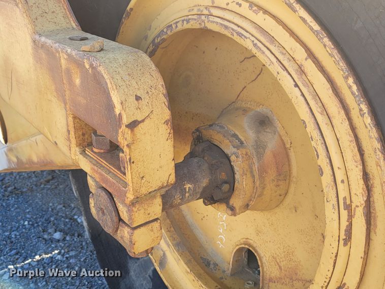 image for item ET9010 Caterpillar 463  scraper