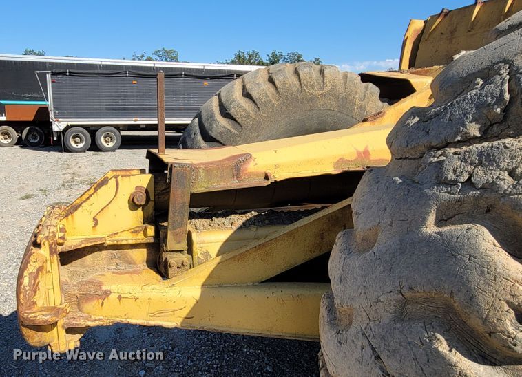 image for item ET9010 Caterpillar 463  scraper