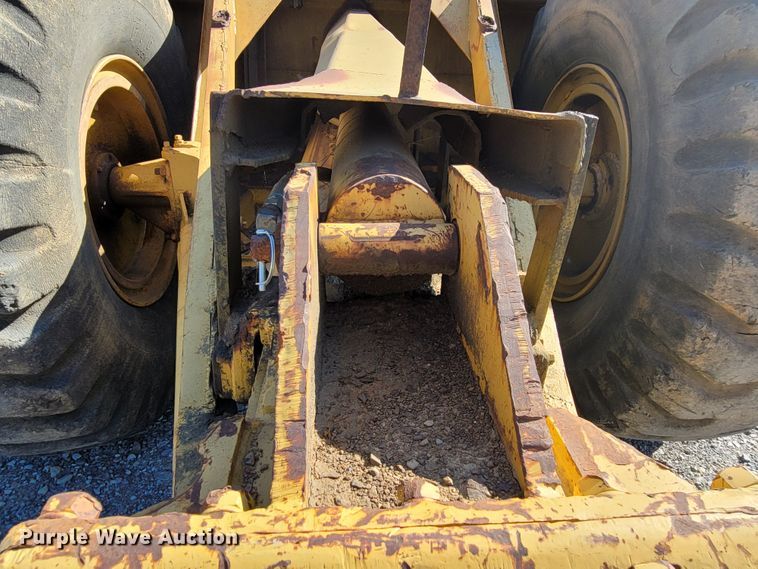 image for item ET9010 Caterpillar 463  scraper