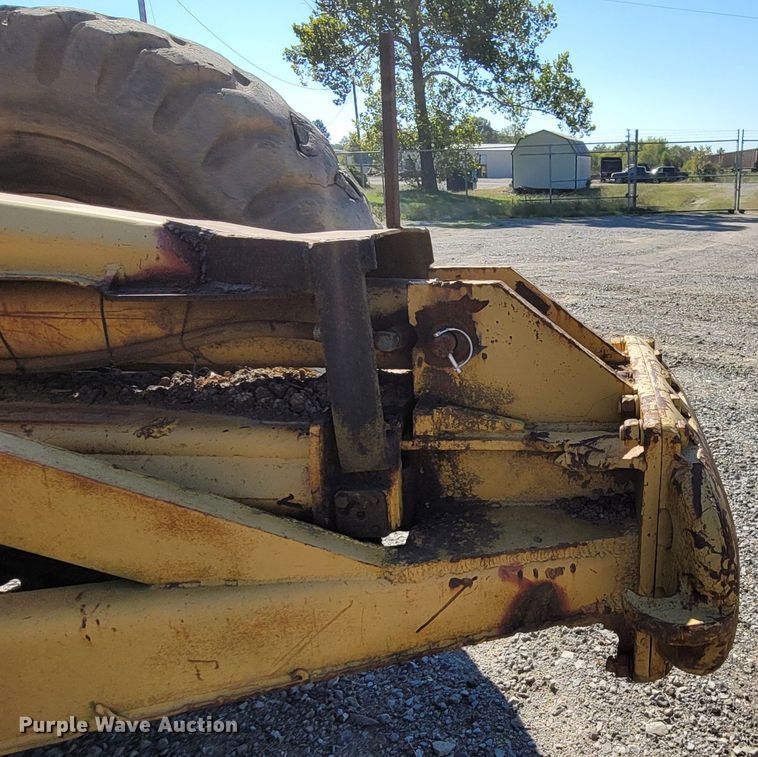 image for item ET9010 Caterpillar 463  scraper