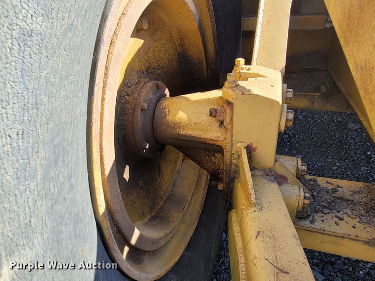 image for item ET9010 Caterpillar 463  scraper