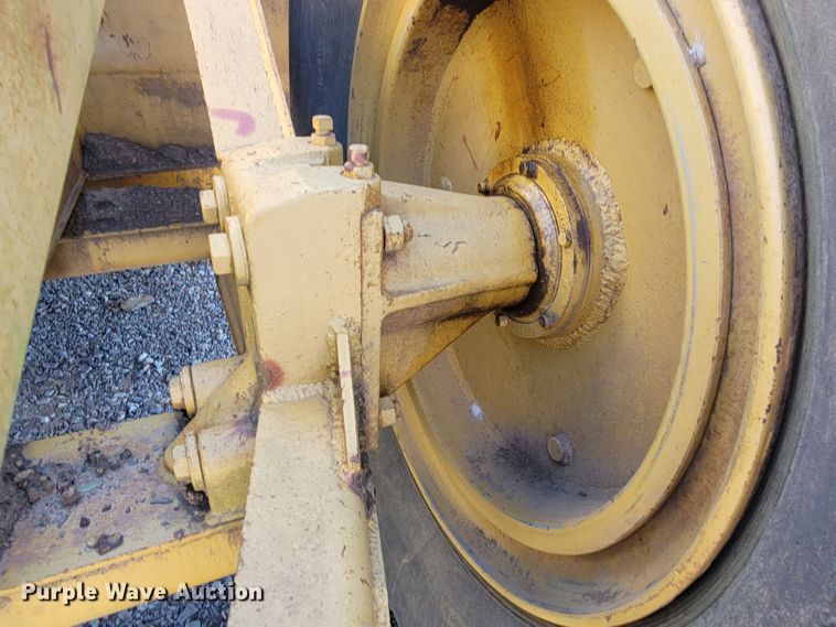 image for item ET9010 Caterpillar 463  scraper