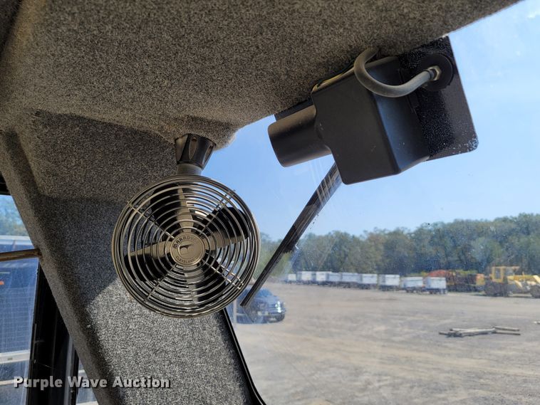 image for item ET9012 2016 Bomag MPH364R  recycler