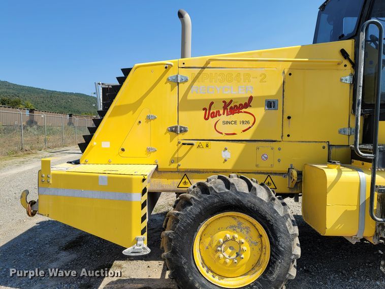 image for item ET9012 2016 Bomag MPH364R  recycler