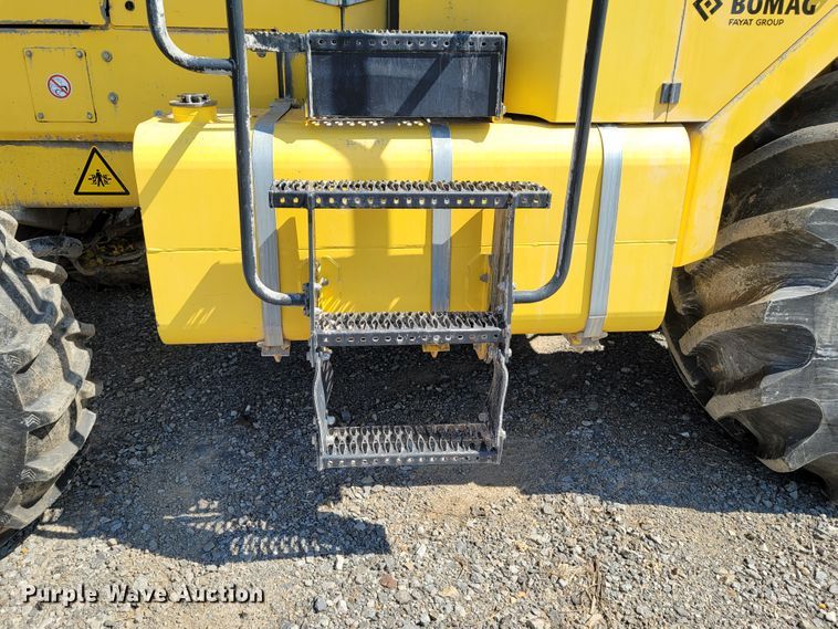 image for item ET9012 2016 Bomag MPH364R  recycler