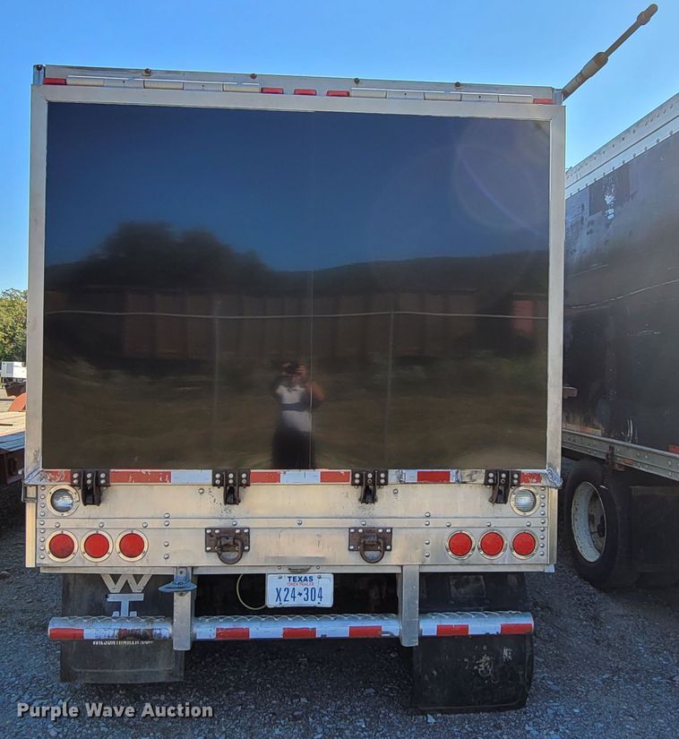 image for item ET9018 2008 Wilson DWC550WB walking floor trailer