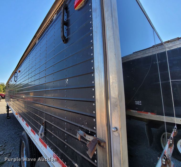 image for item ET9018 2008 Wilson DWC550WB walking floor trailer