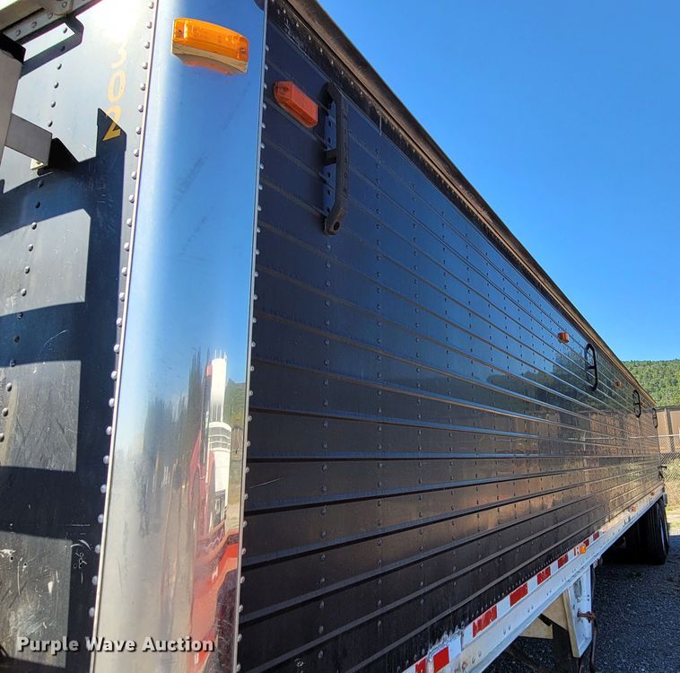 image for item ET9018 2008 Wilson DWC550WB walking floor trailer