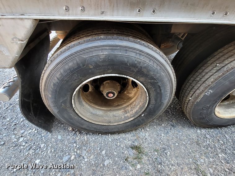 image for item ET9018 2008 Wilson DWC550WB walking floor trailer