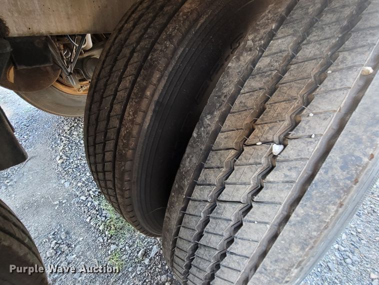 image for item ET9018 2008 Wilson DWC550WB walking floor trailer