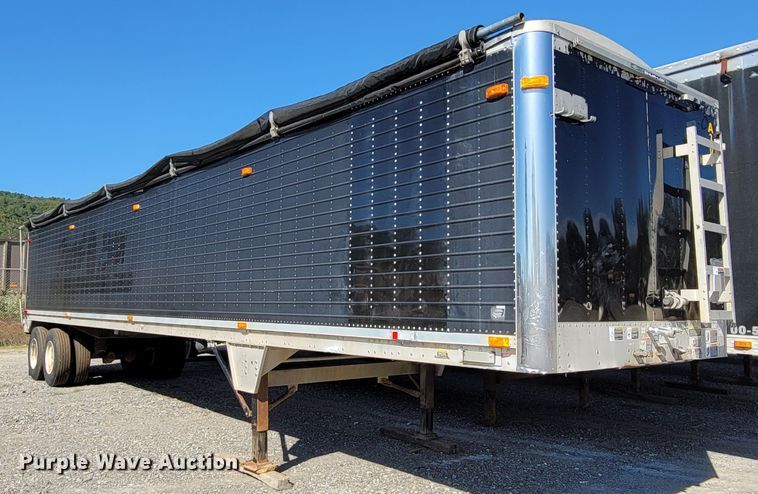 image for item ET9020 2008 Wilson DWG550WB walking floor trailer