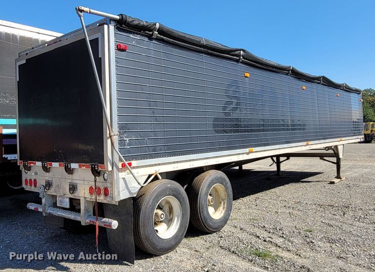 image for item ET9020 2008 Wilson DWG550WB walking floor trailer