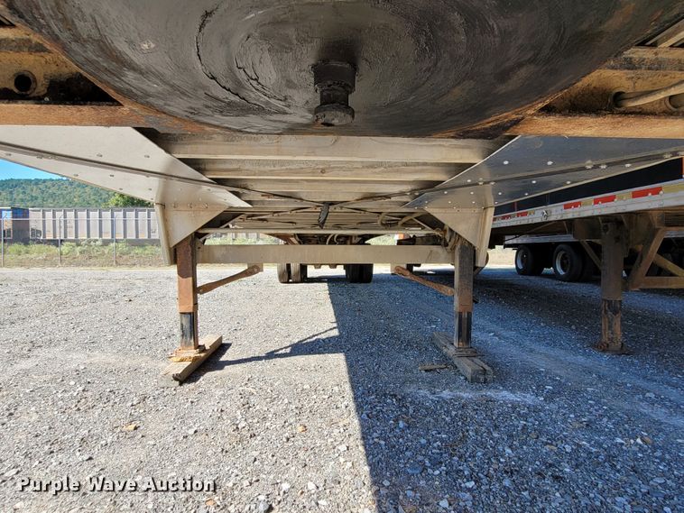 image for item ET9020 2008 Wilson DWG550WB walking floor trailer