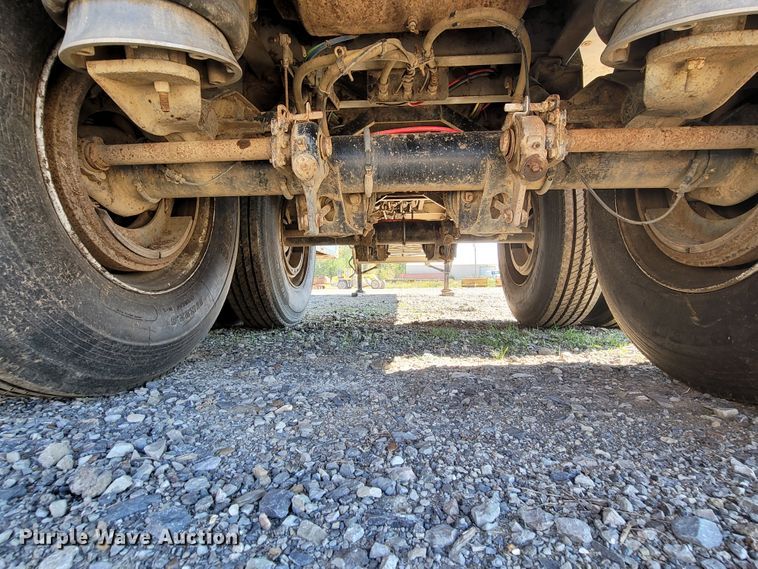 image for item ET9020 2008 Wilson DWG550WB walking floor trailer