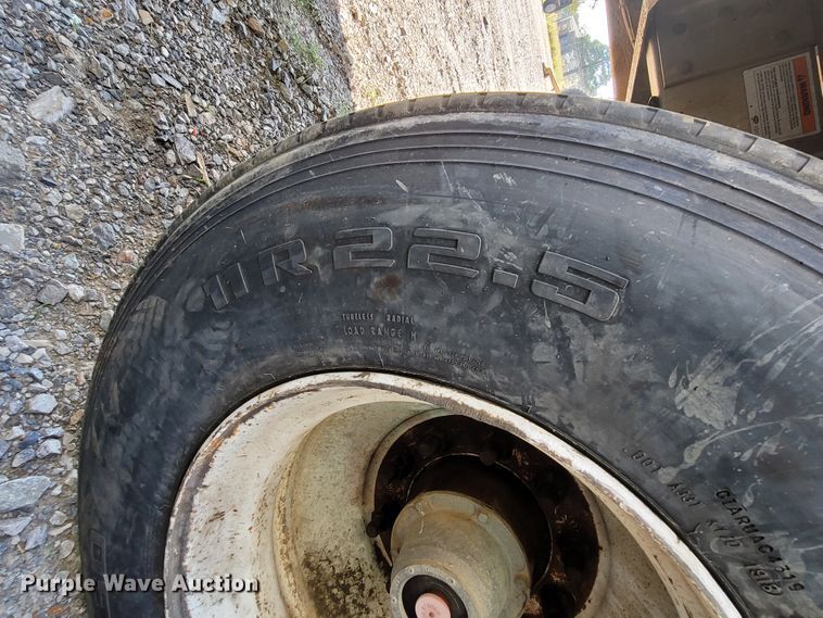 image for item ET9020 2008 Wilson DWG550WB walking floor trailer