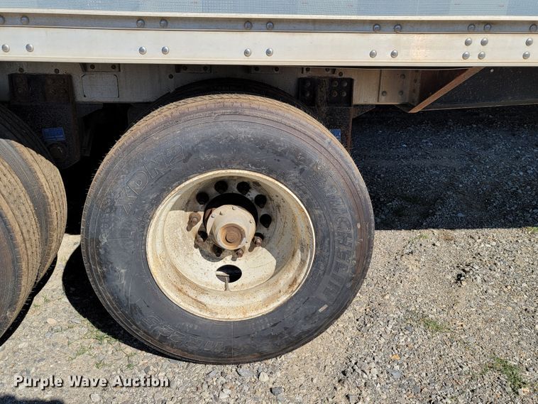 image for item ET9020 2008 Wilson DWG550WB walking floor trailer