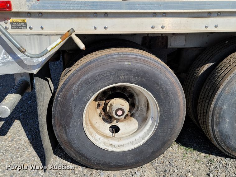 image for item ET9020 2008 Wilson DWG550WB walking floor trailer