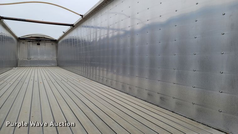 image for item ET9020 2008 Wilson DWG550WB walking floor trailer