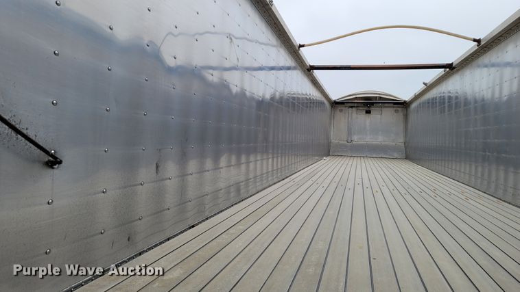 image for item ET9020 2008 Wilson DWG550WB walking floor trailer