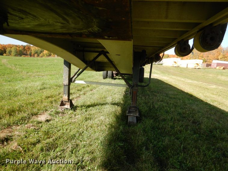 image for item AF9962 2007 Fontaine PAFTW58048WSWI flatbed trailer