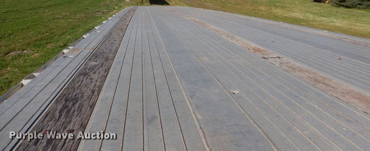 image for item AF9962 2007 Fontaine PAFTW58048WSWI flatbed trailer