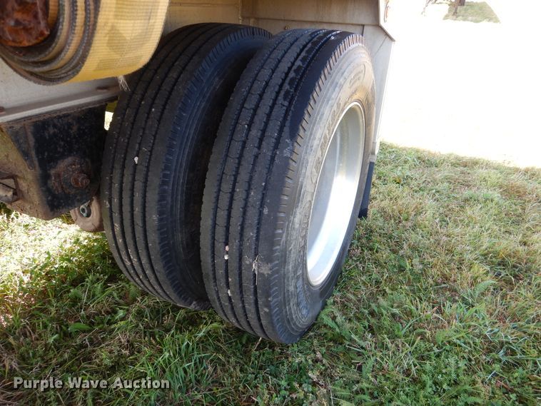 image for item AF9962 2007 Fontaine PAFTW58048WSWI flatbed trailer