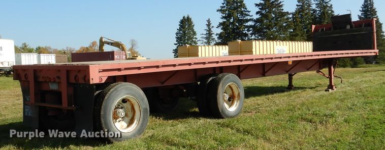 image for item AF9965 1985 Great Dane GPWSAR45 flatbed trailer