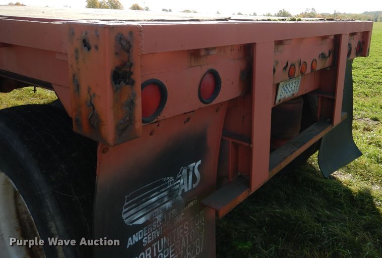 image for item AF9965 1985 Great Dane GPWSAR45 flatbed trailer