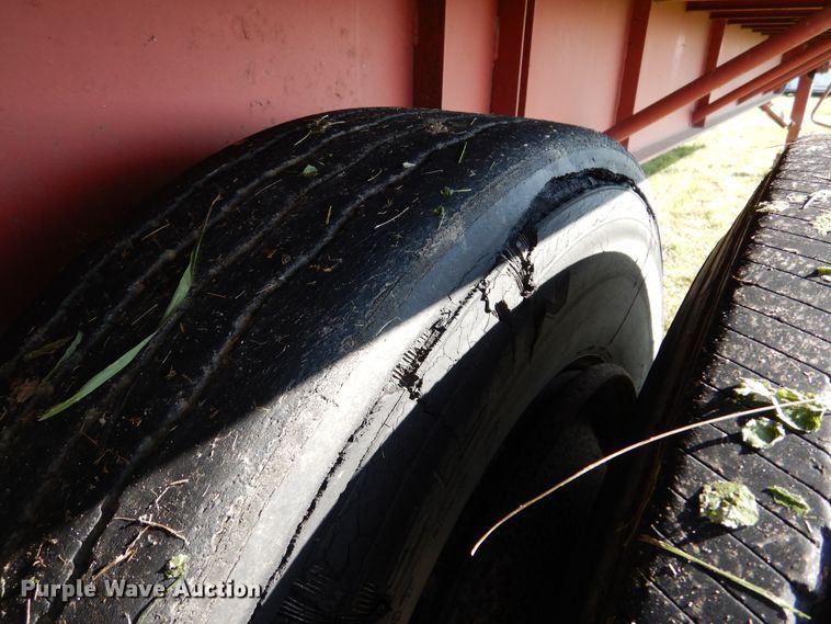 image for item AF9965 1985 Great Dane GPWSAR45 flatbed trailer