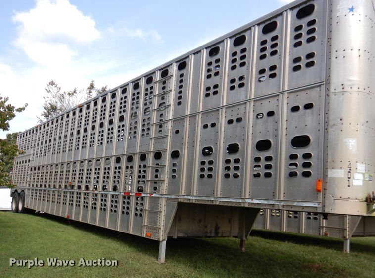 image for item DA5262 2001 Wilson PSDCL-302 livestock trailer