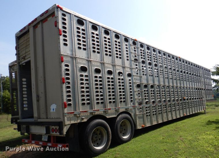 image for item DA5262 2001 Wilson PSDCL-302 livestock trailer