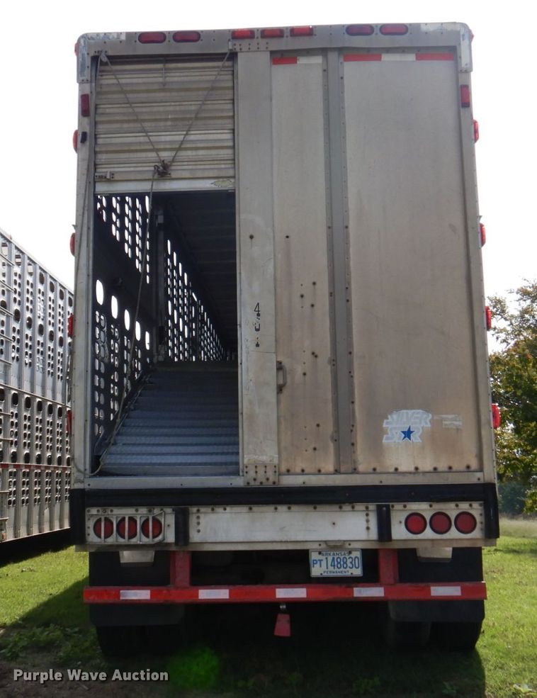 image for item DA5262 2001 Wilson PSDCL-302 livestock trailer