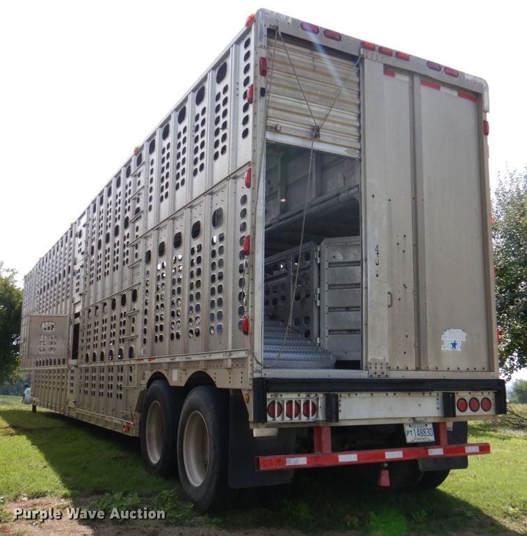 image for item DA5262 2001 Wilson PSDCL-302 livestock trailer