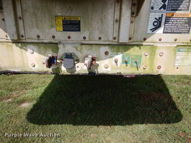 image for item DA5262 2001 Wilson PSDCL-302 livestock trailer