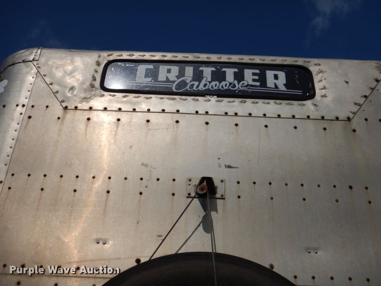 image for item DA5262 2001 Wilson PSDCL-302 livestock trailer