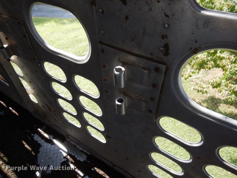 image for item DA5262 2001 Wilson PSDCL-302 livestock trailer