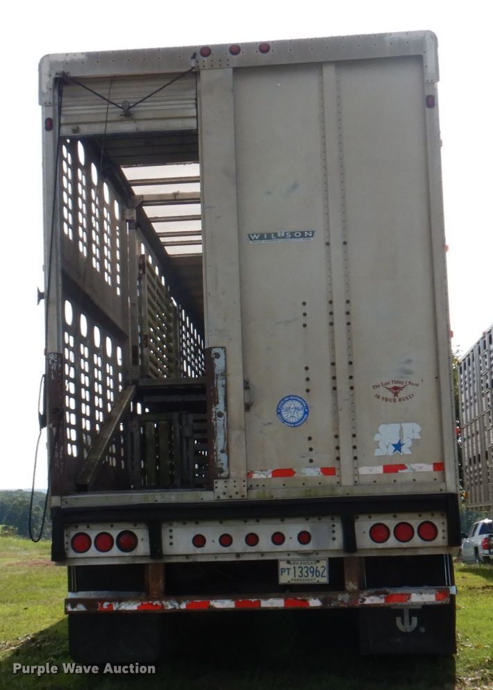 image for item DA5263 2000 Wilson PSDCL-302 livestock trailer