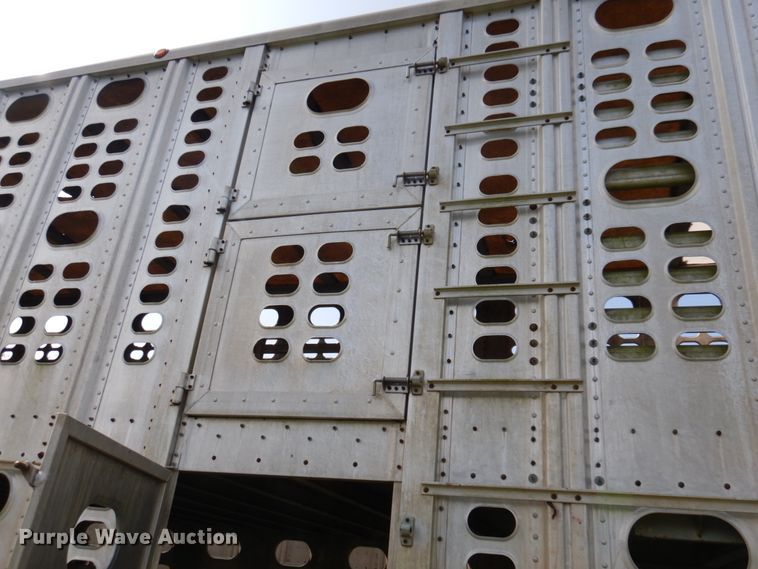 image for item DA5263 2000 Wilson PSDCL-302 livestock trailer