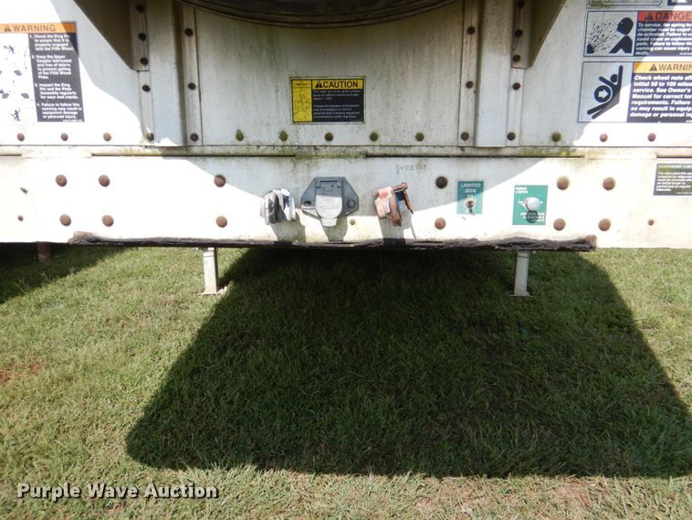 image for item DA5263 2000 Wilson PSDCL-302 livestock trailer