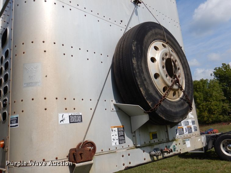 image for item DA5263 2000 Wilson PSDCL-302 livestock trailer