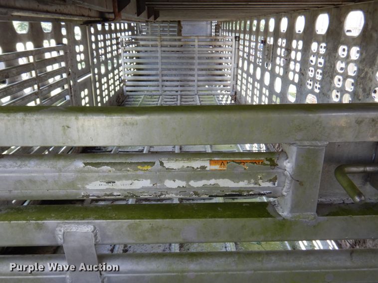 image for item DA5263 2000 Wilson PSDCL-302 livestock trailer