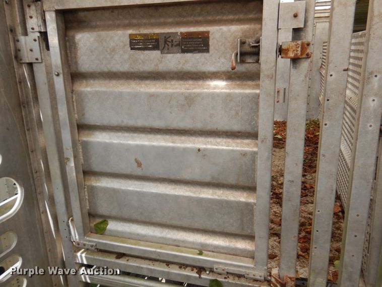 image for item DA5263 2000 Wilson PSDCL-302 livestock trailer